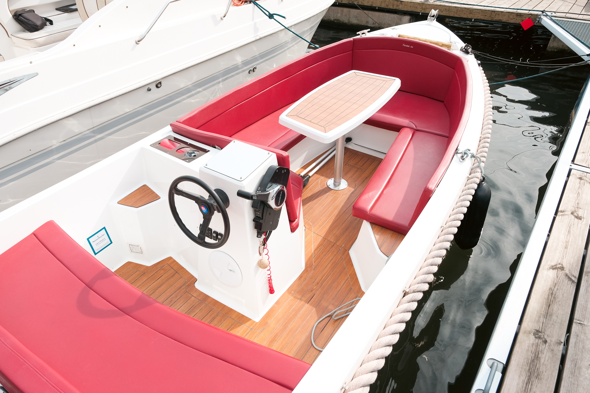 HansaCharter - Motorbootvermietung in Bremen — Freizeitangebot Bild
